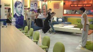 PBB GEN 11 | Housemates, naglaro ng jumping rope  [ Aug. 16, 2024 ]