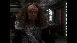 Star Trek: DS9 - Gowron & Worf....friends to enemies.