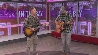 Country-Rock duo ‘Chasing Anthems’ live performance