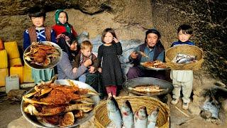 Afghan Cave Life: Family’s Unique Way of Cooking & Living with Fresh Fish 