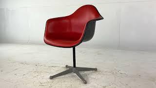 Charles Eames for Herman Miller Mid Century Shell Office Chair