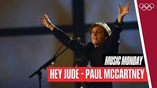  Paul McCartney wows with 'Hey Jude' at the Olympic Opening Ceremony! 