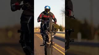 "TEXAS FOREVER! ️ Ian Gaines Rips Back Roads & Wheelies in the Airflite Tejas Libre!"