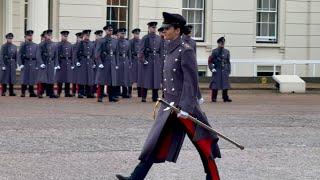 THIS HAS NEVER HAPPENED BEFORE: SPECIAL REGIMENT MAKE HISTORY GUARDING THE KING!