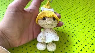 Vente Vinted porte clés petite poupée bambola au crochet