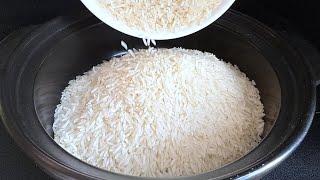 Cook Rice in a Clay Pot for Fluffy Grains and Crispy Rice Crust—Loved by Kids and Adults Alike!