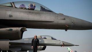 Pacific Air Forces F-16 Demonstration Team at Bahrain International Airshow - Cockpit View