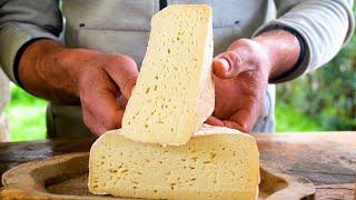 How The Most Ancient Roman Pecorino Cheese is Made in Italy (Caciofiore) | Claudia Romeo