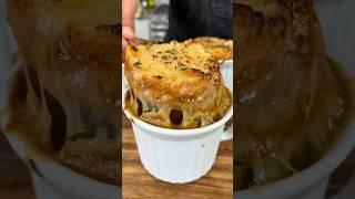 Impress Your Guests With This French Onion Soup Recipe! #easyrecipe #soupseason