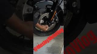 AXLE NUT COVER INSTALL ON MY STREET GLIDE SPECIAL #HARLEYDAVIDSON #HD