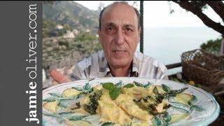 Gennaro makes Ricotta Ravioli