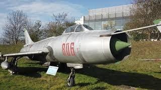 Sukhoi Su-7BKL Fighter-bomber in depth 4K Video.