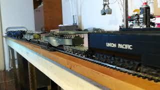 Train in ho scale, 171 axes.