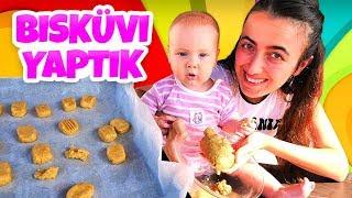 Anne Vlog. Sevcan Derin için bebe bisküvi yapıyor! Bebek bakma videosu