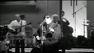 Roy Orbison - Only The Lonely (A Black & White Night)