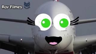 Doodles airplanes. Doodles are flying.