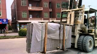 Loading G664 granite slabs to container - GB UNITED - part 1