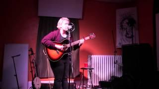 Hannah Fair performs "Roots" live at Cà d'Zan House Concerts 11/18/2014