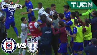 ¡EXPLOTARON LAS BANCAS! ¡Hay golpes! | Cruz Azul 1-0 Pachuca | Guard1anes 2021 MX | TUDN