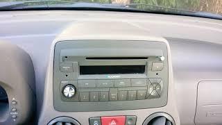 Fiat Panda 2004 (kako skinuti CD player-radio za 1 minut)