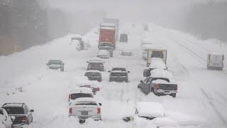 Severe snowstorm in Ontario, Canada! Region paralyzed due lake effect snow