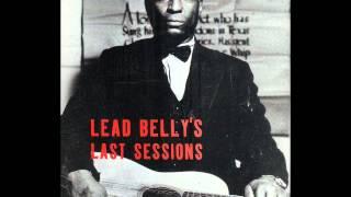 Leadbelly - Ain't It A Shame To Go Fishin' On A Sunday