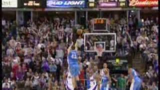 Linas Kleiza hits the clutch shot at the buzzer!