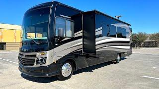 2017 Fleetwood Bounder 35k 1.5 Bath , For Sale $105,995 at RV Dealership in Houston, TX