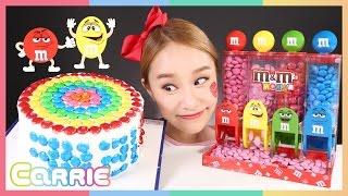 Decorating M&M Cake with M&M chocolate | CarrieAndToys