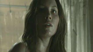 Jessica Biel in jeans in the movie Texas Chainsaw Massacre