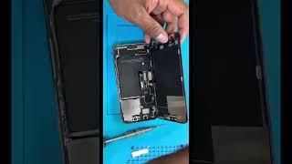 How to remove the Motherboard of a iPhone 13 Pro in 15 seconds #iphone #iphone13 #fixed #satisfying