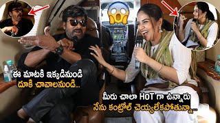 Mega Star Chiranjeevi CRAZY Reaction Towards Sreemukhi LIVE Proposal | Godfather | Tupaki