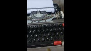 Typewriter repair - Type writer ribbon not lifting