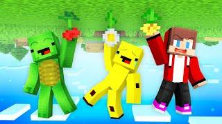 JJ, Mikey and Banana Kid vs Upside Down World - Minecraft Maizen