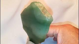 Large Emerald!  大克拉哥伦比亚祖母绿宝石, A uncut 414 carats enerald stone, Columbia，之三