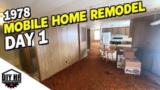 Remodeling a 1978 Double Wide mobile home | DAY 1 DIY mobile home renovation journey