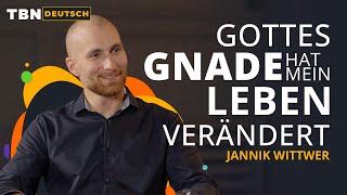 Gott verändert Leben! Jannik Wittwers Geschichte weg von Wut und Macht | TBN Deutsch