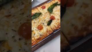 Crispy. Cheesy. Perfect.#food #pizza #viralshort #yummy #deliciouspizza