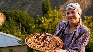 Daily Village Life! Cooking Traditional Uzbek Pilaf on the fire!