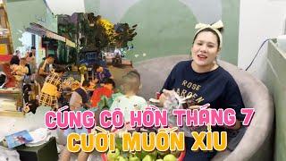 Cả nhà cúng cô hồn tháng 7 cười muốn xỉu, Lion cũng tham gia luôn