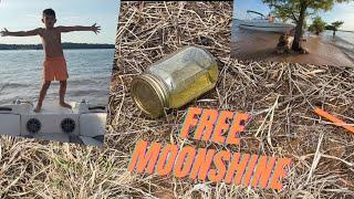 Free MOONSHINE at the Truck Stop !! Air Bag Fix for the 2012 W900 Studio Sleeper 86”