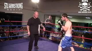 Ben Shields vs Clint Parkinson   Unlicenced Boxing