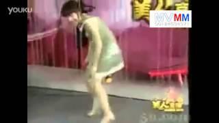 LiuYan clairvoyant outfit sexy dress big show