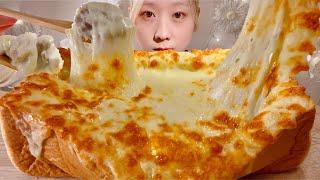 ASMR Bread Gratin【Mukbang/ Eating Sounds】【English subtitles】