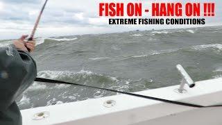 EXTREME SEAS EXTREME FISHING - DON'T TRY THIS!!