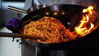 No. 1 in Chinese pasta! A collection of three different flavors of fried noodles! Chinese Food!