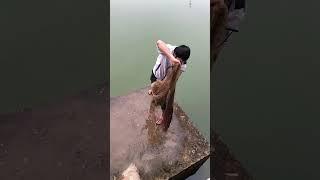 Amazing Big Cast Net Fishing Traditional Net Catch Fishing in The River 6