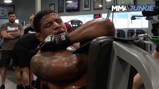 15 Minutes of Hell: Inside Gilbert Burns' insane preparation for Khamzat Chimaev