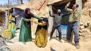 Return and revenge: the first wife against the second wife"