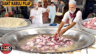 80 YEARS OLD MAN MAKING HUGE DELICIOUS KABULI PULAO | THE GIANT MEAT KABULI PULAO RECIPE